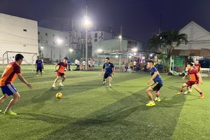 豪勇堂龍獅團舉辦足球賽