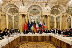 伊朗與核協議締約國在維也納的談判。（圖：推特）