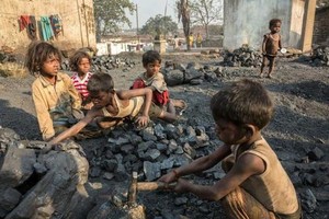 疫情導致全球貧困兒童增加 1 億