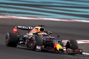 日本本田車隊再奪F1年度冠軍