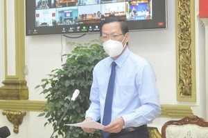 市人委會主席潘文邁在研討會上發言。（圖：高升）