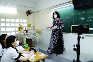 古芝首所學校開展課堂教學