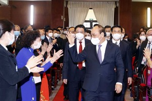 國家主席阮春福出席全國律師第三次代表大會。（圖：VOV）