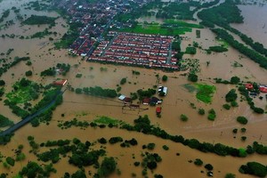 巴西豪雨成災，逾萬人無家可歸。（圖：AP）