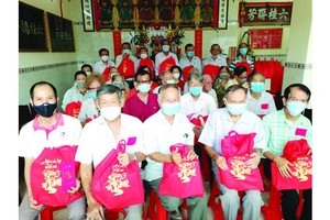 六桂堂宗祠舉行歲暮敬老