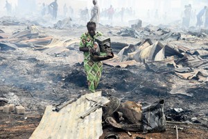遇襲後現場一片狼藉。（圖：AFP）