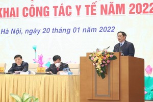  政府總理范明政會議上致辭。（圖：越通社）