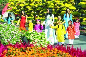 春遊傳統美俗。