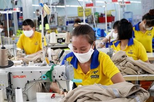 平政縣Dony公司的製衣廠在工人復工後須以200%的產能運行 以完成在4個月內累積的貨單。