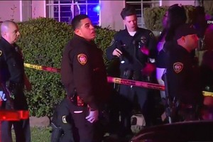 警方封鎖案發現場。（圖：視頻截圖）