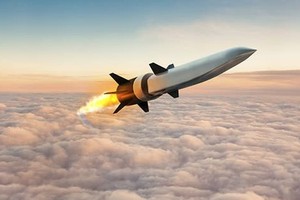 美國海軍26日發射火箭對12種高超音速武器部件進行測試，美國五角大廈表示，測試結果全面取得成功。(示意圖：HAWC）