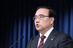 在首爾市龍山總統府，金聖翰就朝鮮發射彈道導彈舉行記者會。（圖：韓聯社）