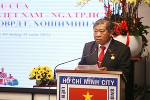 市越俄友好協會主席黃明仁在會上致辭。（圖：越通社）