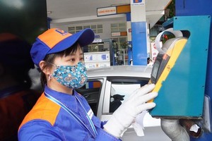 燃油價格調降。（圖：互聯網）