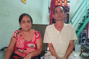 李翠萍與李明強，至於李明光已經步行去做物理治療。