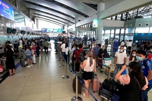 據越南航空局的最新統計數據顯示，在2022 年11月，國內6家航空公司客運量達430萬人次，比10月份增長7%，同比增長634%。（圖：越通社）