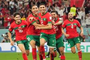 摩洛哥球員慶祝進球。（圖：互聯網）