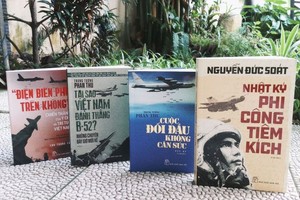 空中奠邊府大捷紀念書籍出版