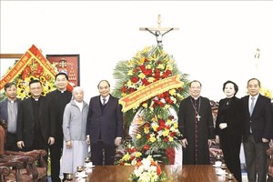 國家主席向天主教信徒祝賀聖誕節