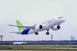 圖為一架C919客機正在起飛。（圖：文匯網）