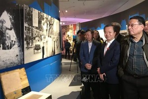“河內1972年-渴望和平”展覽吸引了各界觀眾前來觀賞。