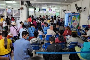 不管病人有沒有醫保卡，每次進入醫院都要預付醫療費。