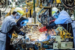 工业生产是我国经济最重要的支柱之一。