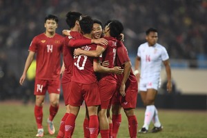 越南球员庆祝进球。（图源：互联网）