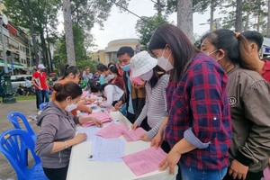 第五郡关照上千职工