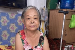 王秀兰出院后身体不支未能去谋生。