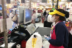 春节过后，各超市已逐渐开门营业。（图：文福）