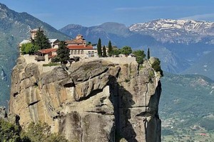 曼代奥拉是世界自然和文化遗产。