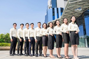 受过培训的年轻劳动者将得到企业优先录用。