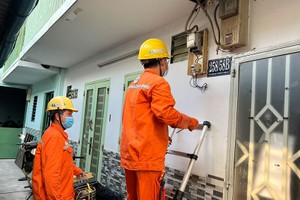 与2017年第34号《决定》相比，平均零售电价最低上涨220元，每度电最高涨538元。