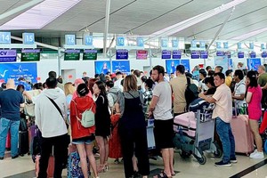 航空与旅游业迎来复苏信号