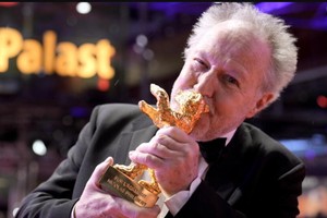 法纪录片《坚毅之旅》夺走金熊