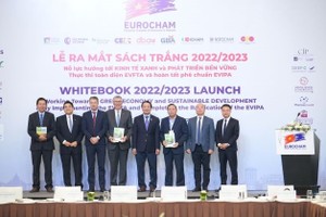 欧洲驻越南商会2月16日举办《2023 白皮书》发布仪式。（图：VOV）