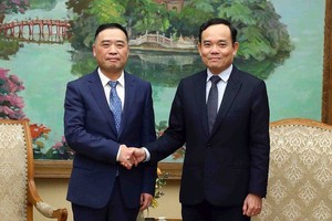 陈留光副总理接见舜宇集团董事长