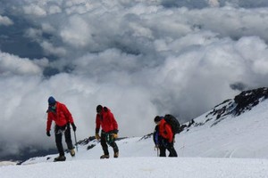 尼泊尔旅游局日前发布公告，从4月1日起禁止单人徒步旅行，必须聘请获得尼泊尔政府许可的向导或者加入旅行团体。（示意图：Unsplash）