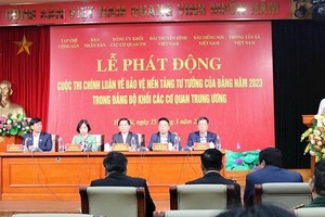 维护党思想根基政论比赛发起仪式。（图：新河内报）