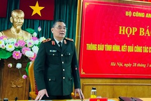 公安部发言人苏恩稣中将在新闻发布例会上发言。（图：TH）