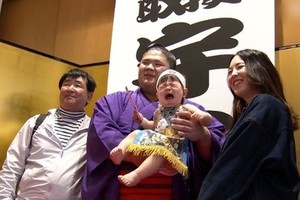 日本婴儿哭泣相扑大赛,日本京都,旅游热点北野天满宫