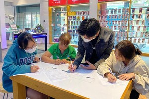 人民进行电话号码实名登记。