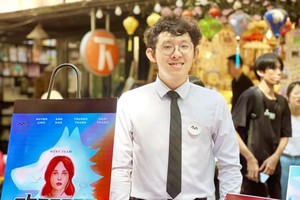 长成认为人工智能是创作者的动力，以更加努力和决心创造出超越人工智能基础上的产品。