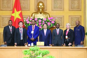 政府总理接见各国农业部代表团