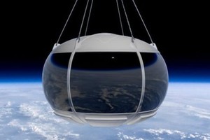 法国新创推出太空用餐服务