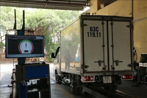 未来 6 个月有约 250 万汽车要检定