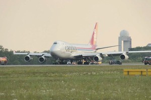 波音 747 货机一周两度紧急降落