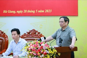 政府总理范明政在会上致辞。（图：越通社）