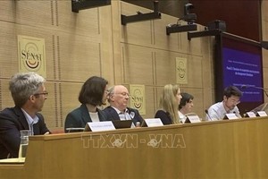 研讨会吸引了120余名代表参加。（图：越通社）